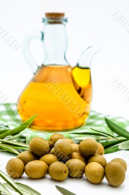 Green olives and olive oil