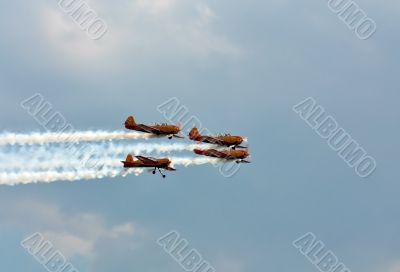Aerobatic  group &ldquo;First flight&rdquo; in the sky