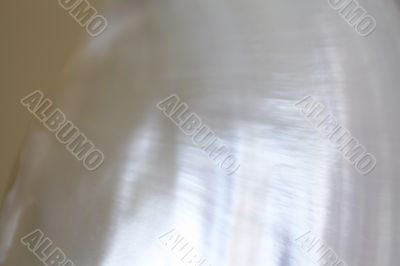 Nacre with pearly bows  