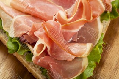 prosciutto sandwich