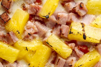 toppings on hawaiian pizza