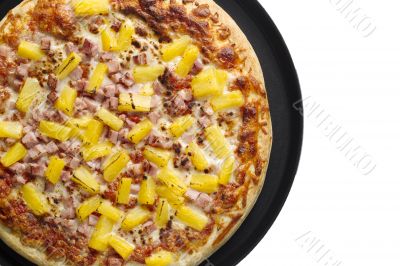 top view of hawaiian pizza