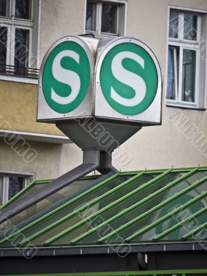 Sign-Light-rail-Berlin