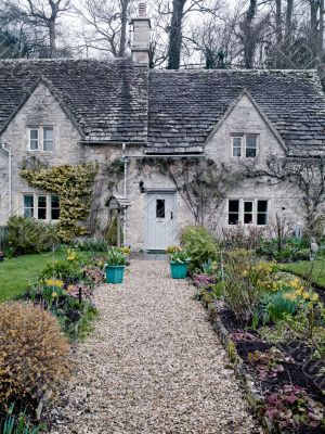 Entranceway in Cotswold