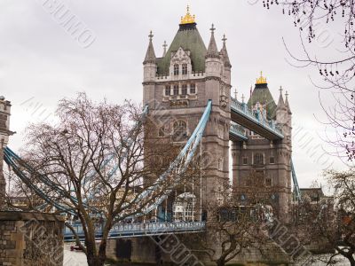 tower bridge