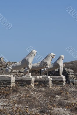lions statues delos greece