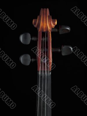 peg image of a violin