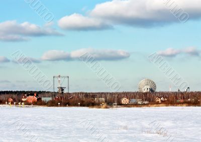 Satellite communications device