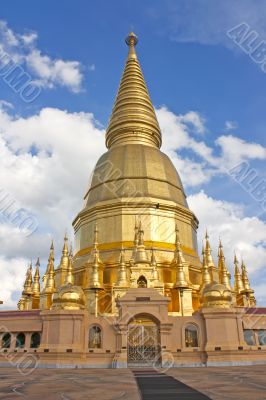 temple Phra Bat Huai Tom.