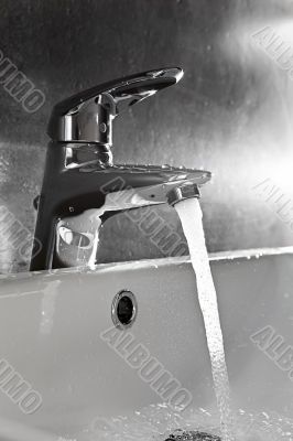 Sink closeup splash backlight