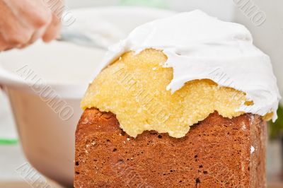 Cream on cake icing Cream on cake icing