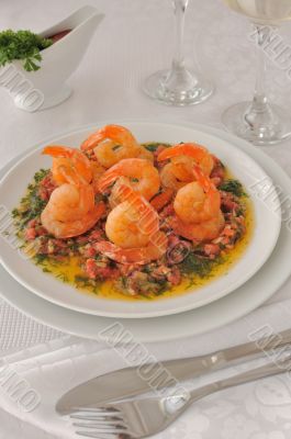 Grilled shrimp with tomatoes, garlic and herbs