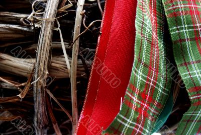 Branch netting with band