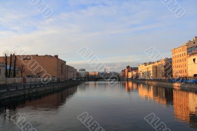 River and bridge in Sankt Petersburg