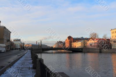 River and bridge in Sankt Petersburg