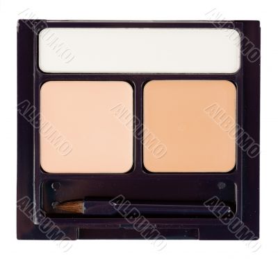 Cosmetic set with powder