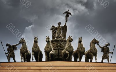 The sculpture of horses on the triumphal arch of St. Petersburg