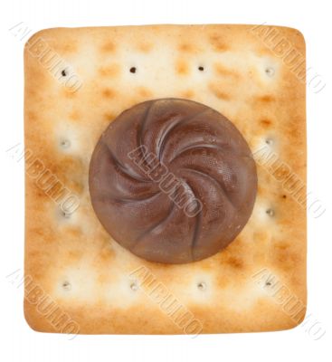 Round chocolate candy with crackers