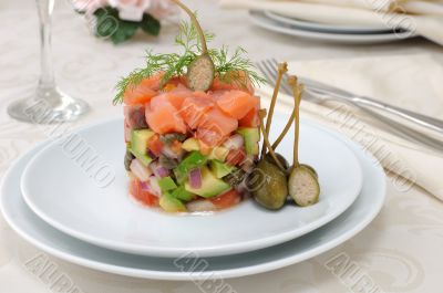 Salmon tartare