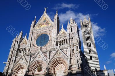 The facade of the Cathefral of Siena