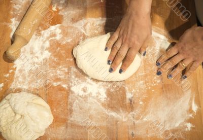 Making pizza