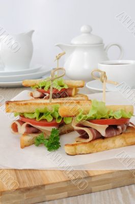 Sandwich with ham