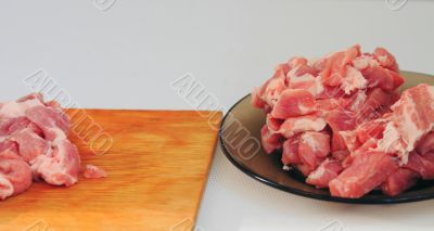  cook, wash and cut meat