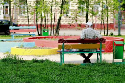 people have a rest in the Park