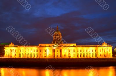 Custom House on the river Liffey in Dublin city at night. 