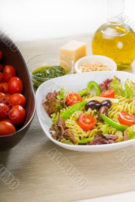 italian fusilli pasta salad