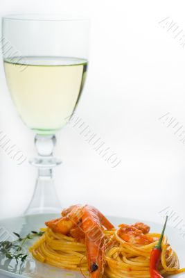 pasta and spicy shrimps