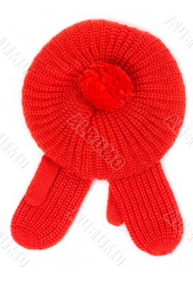 Red knitted hat with pamponom with gloves