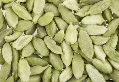 Cardamom whole