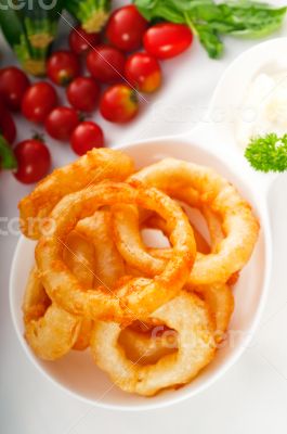 golden deep fried onion rings 