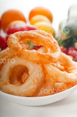 golden deep fried onion rings 