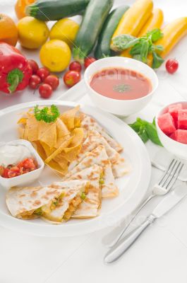 original Mexican quesadilla de pollo