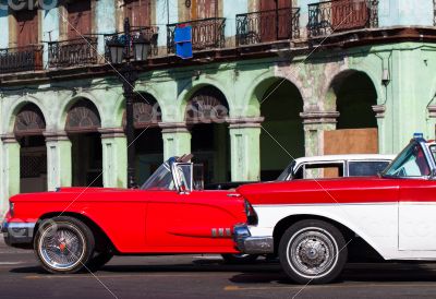 Caribbean Cuba Oldtimer parked in Havana