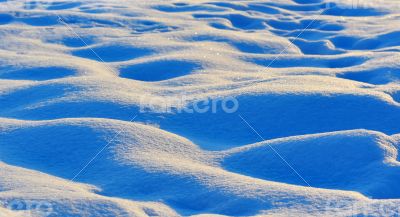 Waves of snow bumps