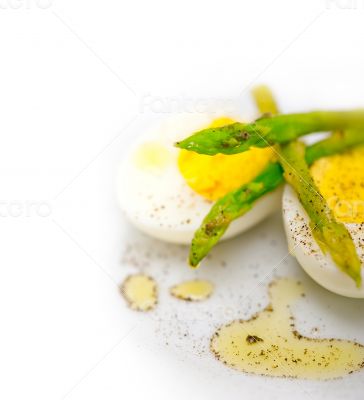 asparagus and eggs