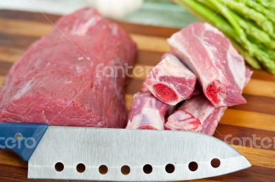 raw beef and pork ribs
