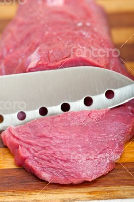 raw beef cutting