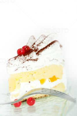 whipped cream and ribes dessert cake slice