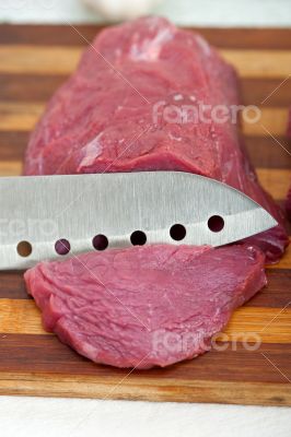 raw beef cutting