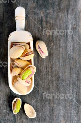 pistachios with shell
