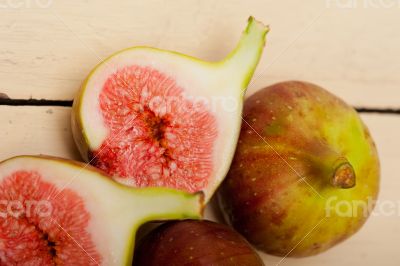 fresh figs on a rustic table fresh figs on a rustic table