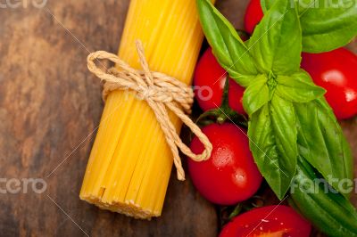 Italian spaghetti pasta tomato and basil Italian spaghetti pasta tomato and basil