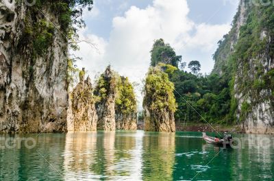 Travel island and green lake ( Guilin of Thailand )