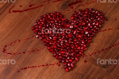 Copmposition Heart Pomegranate