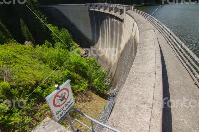 Dam reservoir