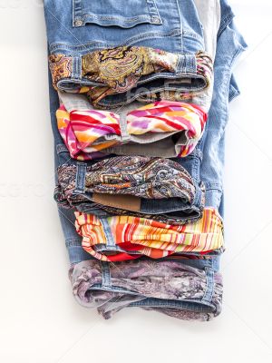 Women\'s jeans with motley silk belts